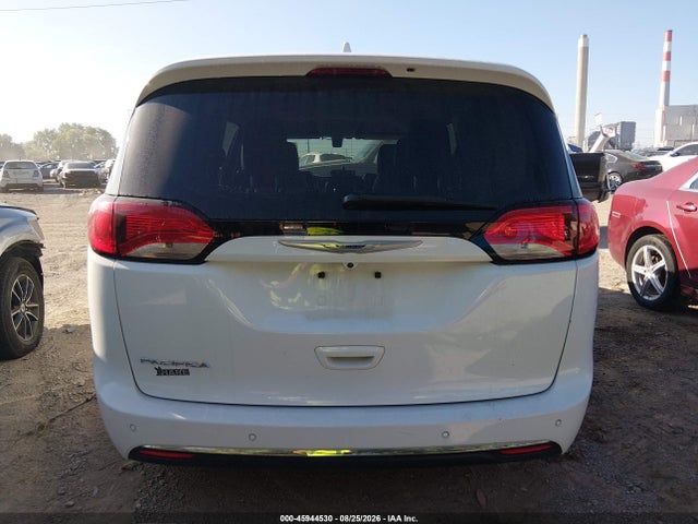 45944530 :رقم المزاد ، 2C4RC1BG7KR593024 vin ، 2019 Chrysler Pacifica Touring L مزاد بيع