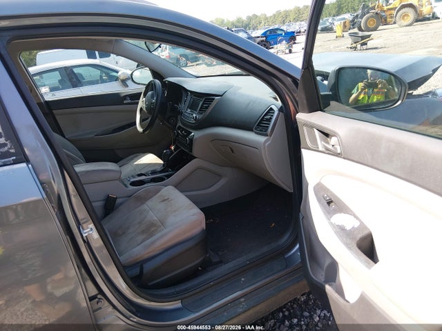Aukcja sprzedaży 2016 Hyundai Tucson Se, vin: KM8J33A47GU070155, numer aukcji: 45944553