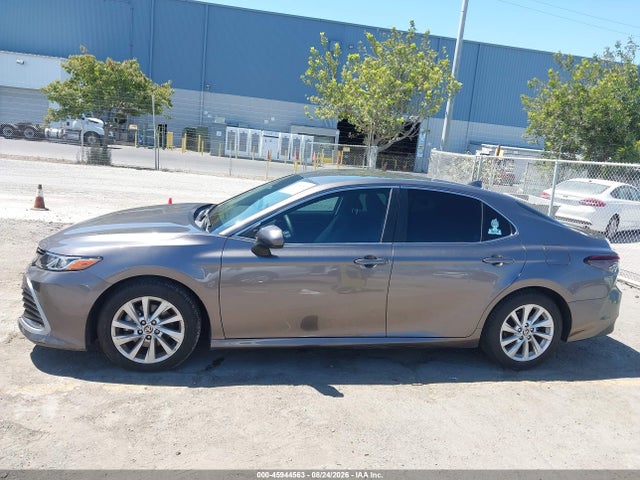 4T1C11AKXMU436770 Toyota CAMRY LE