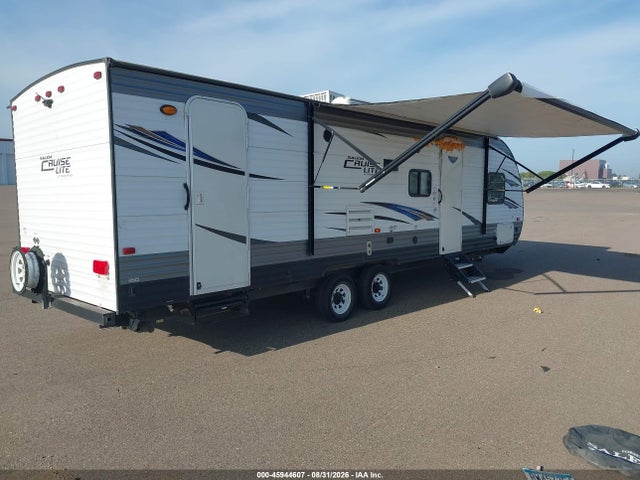 Forest River Salem Cruise Lite 2018 4X4TSMB21J7416543 Image 4
