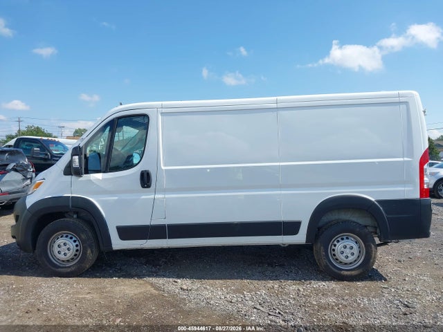 Продаж на аукціоні авто 2026 Ram Promaster 2500 Tradesman Low Roof 136 Wb W/pass Seat, vin: 3C6LRVVG3TE180292, номер лоту: 45944617