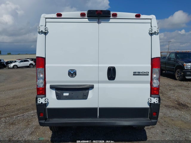 Продаж на аукціоні авто 2026 Ram Promaster 2500 Tradesman Low Roof 136 Wb W/pass Seat, vin: 3C6LRVVG3TE180292, номер лоту: 45944617