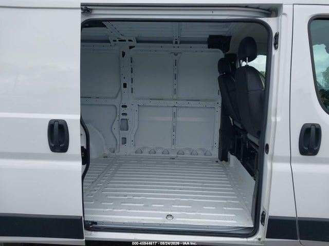 Продаж на аукціоні авто 2026 Ram Promaster 2500 Tradesman Low Roof 136 Wb W/pass Seat, vin: 3C6LRVVG3TE180292, номер лоту: 45944617