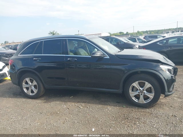 Продаж на аукціоні авто 2017 Mercedes-benz Glc 300 4matic, vin: WDC0G4KB5HV007715, номер лоту: 45944701