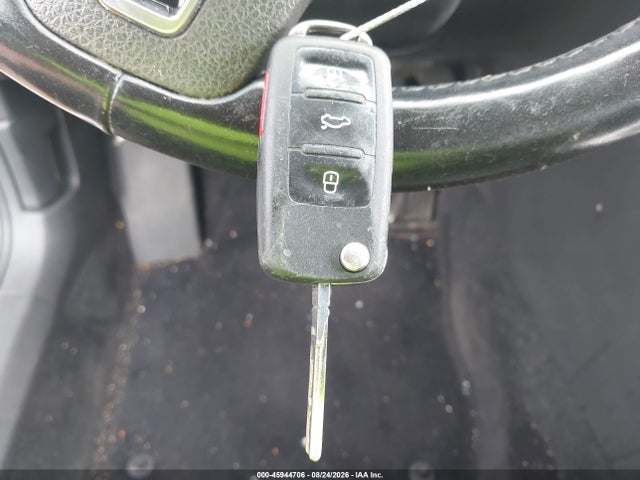Продаж на аукціоні авто 2013 Volkswagen Passat 2.5l Se, vin: 1VWBP7A30DC015542, номер лоту: 45944706