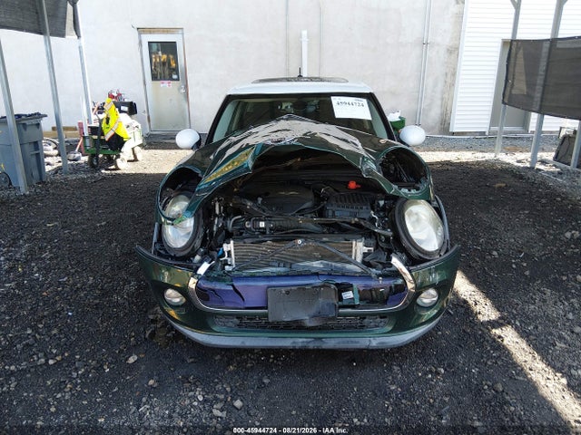 Продажа на аукционе авто 2016 Mini Hardtop Cooper, vin: WMWXU1C5XG2D57765, номер лота: 45944724