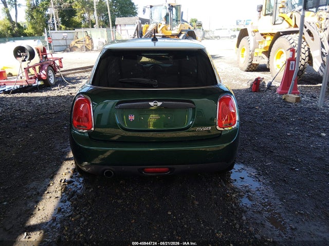 Продажа на аукционе авто 2016 Mini Hardtop Cooper, vin: WMWXU1C5XG2D57765, номер лота: 45944724