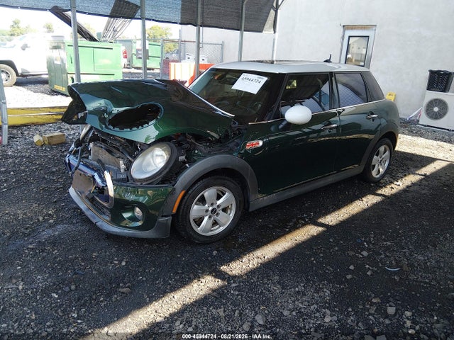 Продажа на аукционе авто 2016 Mini Hardtop Cooper, vin: WMWXU1C5XG2D57765, номер лота: 45944724