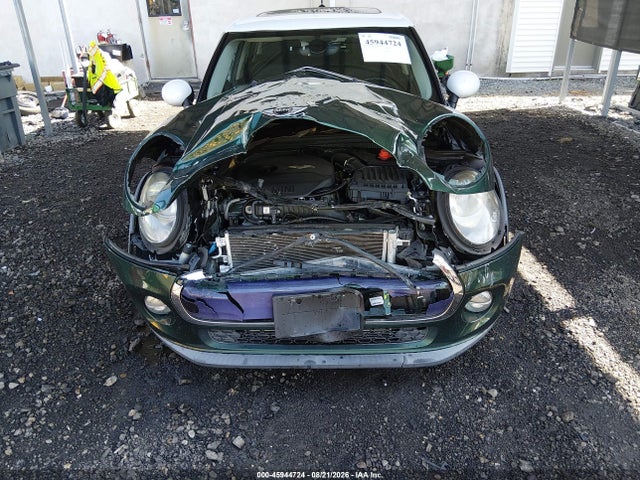 Продажа на аукционе авто 2016 Mini Hardtop Cooper, vin: WMWXU1C5XG2D57765, номер лота: 45944724