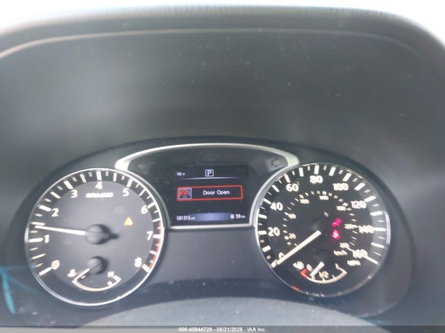 45944729 :رقم المزاد ، 5N1DR2MN8HC637670 vin ، 2017 Nissan Pathfinder S مزاد بيع