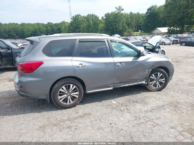 45944729 :رقم المزاد ، 5N1DR2MN8HC637670 vin ، 2017 Nissan Pathfinder S مزاد بيع