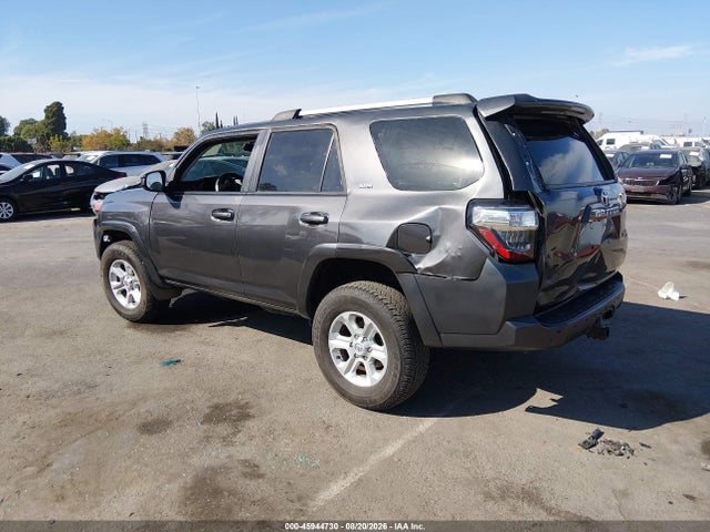 Toyota 4RUNNER SR5 2023 JTEEU5JR0P5302823 Image 3
