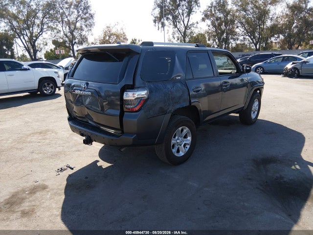 Toyota 4RUNNER SR5 2023 JTEEU5JR0P5302823 Image 4