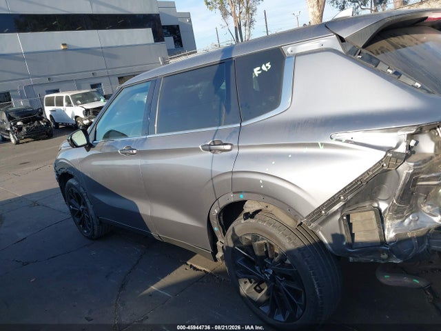 2022 Mitsubishi Outlander Black Edition 2wd/se 2.5 2wd/se Launch Edition 2wd მანქანა იყიდება აუქციონზე, vin: JA4J3UA84NZ091620, აუქციონის ნომერი: 45944736
