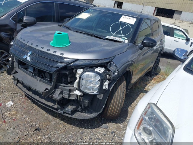 2022 Mitsubishi Outlander Black Edition 2wd/se 2.5 2wd/se Launch Edition 2wd მანქანა იყიდება აუქციონზე, vin: JA4J3UA84NZ091620, აუქციონის ნომერი: 45944736