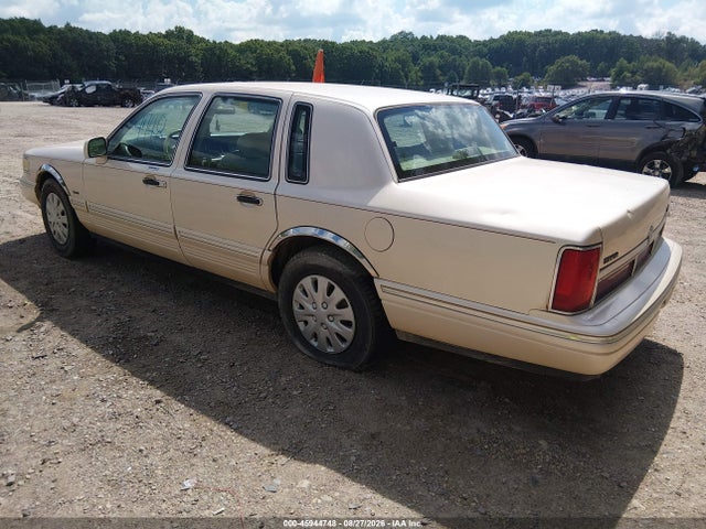 1996 Lincoln Town Car Cartier მანქანა იყიდება აუქციონზე, vin: 1LNLM83W2TY613545, აუქციონის ნომერი: 45944748