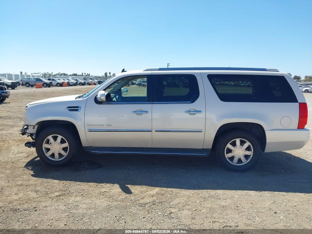 45944797 :رقم المزاد ، 1GYS3GEF9CR201413 vin ، 2012 Cadillac Escalade Esv Standard مزاد بيع