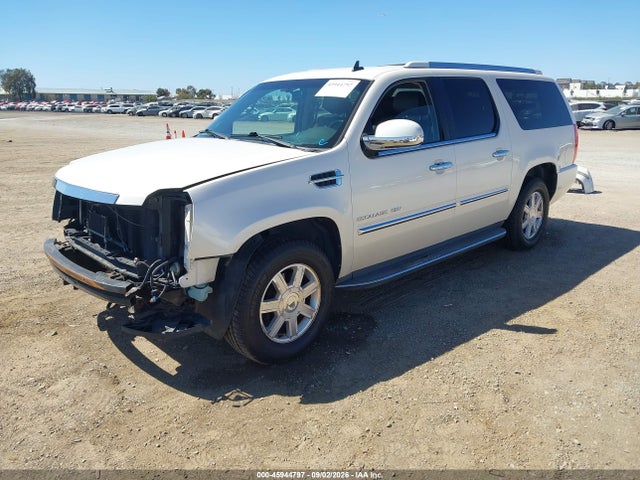 45944797 :رقم المزاد ، 1GYS3GEF9CR201413 vin ، 2012 Cadillac Escalade Esv Standard مزاد بيع