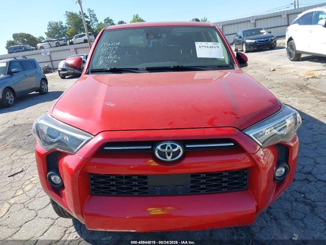 45944819 :رقم المزاد ، JTEEU5JR8N5252461 vin ، 2022 Toyota 4runner Sr5 مزاد بيع