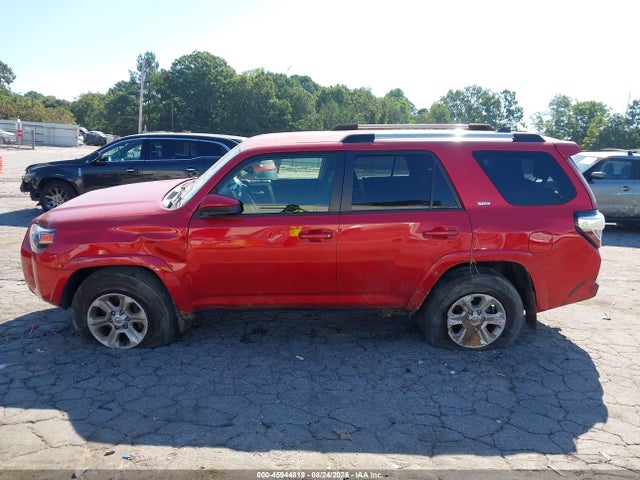 45944819 :رقم المزاد ، JTEEU5JR8N5252461 vin ، 2022 Toyota 4runner Sr5 مزاد بيع