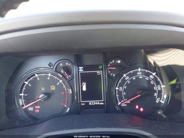 45944819 :رقم المزاد ، JTEEU5JR8N5252461 vin ، 2022 Toyota 4runner Sr5 مزاد بيع