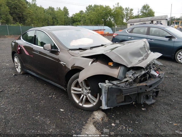 Продаж на аукціоні авто 2014 Tesla Model S P85, vin: 5YJSA1H15EFP43707, номер лоту: 45944825