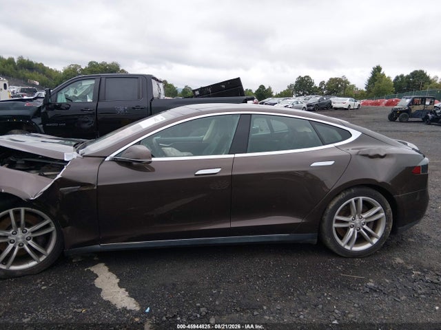 Продаж на аукціоні авто 2014 Tesla Model S P85, vin: 5YJSA1H15EFP43707, номер лоту: 45944825