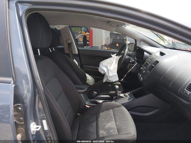 KIA FORTE LX 2016 KNAFK4A6XG5569737 Image 5