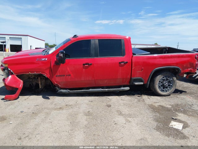 45944840 :رقم المزاد ، 1GC1YNEY6NF137229 vin ، 2022 Chevrolet Silverado 2500hd 4wd  Standard Bed Lt مزاد بيع