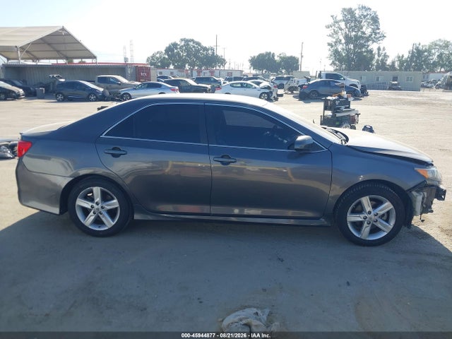 4T1BF1FK3EU853073 Toyota CAMRY SE