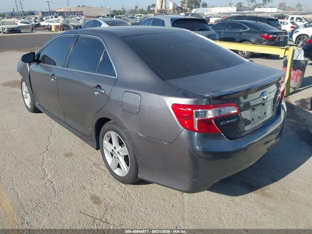 4T1BF1FK3EU853073 Toyota CAMRY SE
