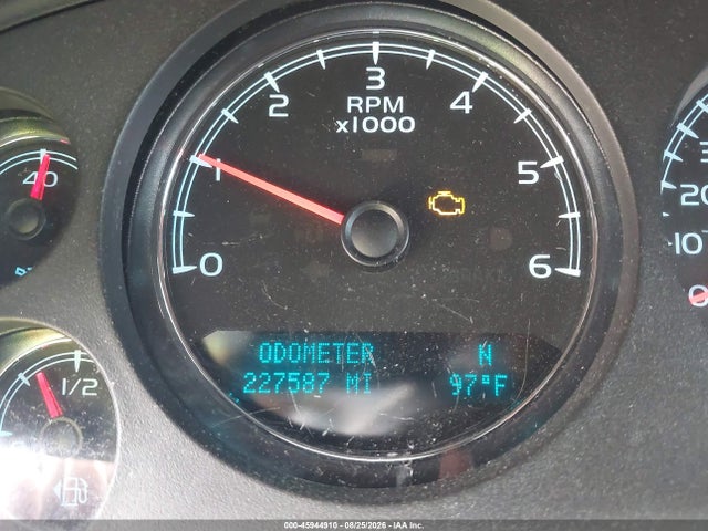45944910 :رقم المزاد ، 1GNSCBE05DR152093 vin ، 2013 Chevrolet Tahoe Lt مزاد بيع