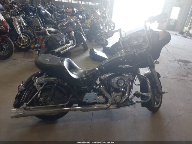 2010 Harley-davidson Flhx მანქანა იყიდება აუქციონზე, vin: 1HD1KB413AB613375, აუქციონის ნომერი: 45944921
