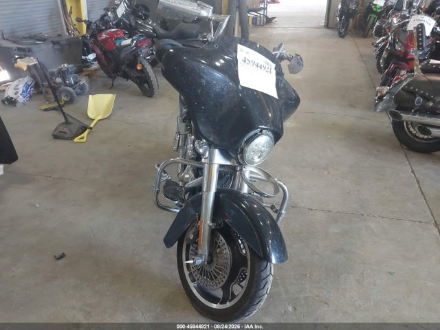 2010 Harley-davidson Flhx მანქანა იყიდება აუქციონზე, vin: 1HD1KB413AB613375, აუქციონის ნომერი: 45944921