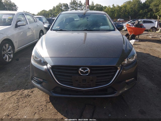 Продаж на аукціоні авто 2018 Mazda Mazda3 Sport, vin: 3MZBN1U79JM221101, номер лоту: 45944978