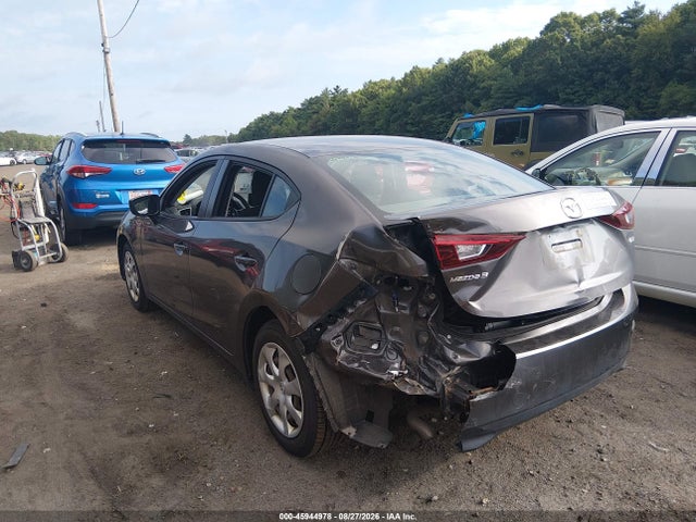 Продаж на аукціоні авто 2018 Mazda Mazda3 Sport, vin: 3MZBN1U79JM221101, номер лоту: 45944978
