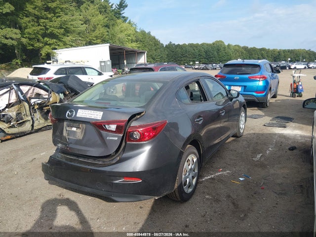 Продаж на аукціоні авто 2018 Mazda Mazda3 Sport, vin: 3MZBN1U79JM221101, номер лоту: 45944978