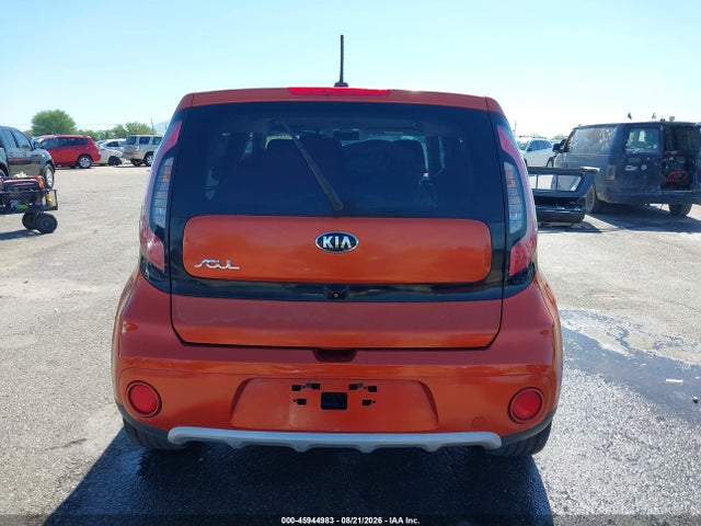 Продаж на аукціоні авто 2018 Kia Soul +, vin: KNDJP3A51J7563790, номер лоту: 45944983