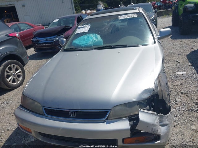 Продажа на аукционе авто 1996 Honda Accord Ex/ex-r, vin: 1HGCD5652TA032255, номер лота: 45944992