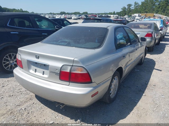 Продажа на аукционе авто 1996 Honda Accord Ex/ex-r, vin: 1HGCD5652TA032255, номер лота: 45944992