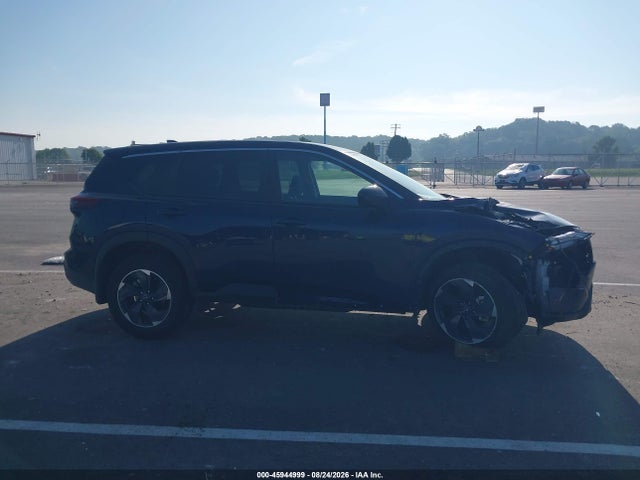 45944999 :رقم المزاد ، 5N1BT3BB9TC709895 vin ، 2026 Nissan Rogue Sv مزاد بيع