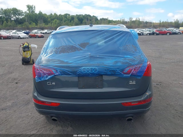 45945022 :رقم المزاد ، WA1LKAFP3AA073032 vin ، 2010 Audi Q5 3.2 Premium مزاد بيع