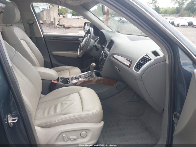 45945022 :رقم المزاد ، WA1LKAFP3AA073032 vin ، 2010 Audi Q5 3.2 Premium مزاد بيع