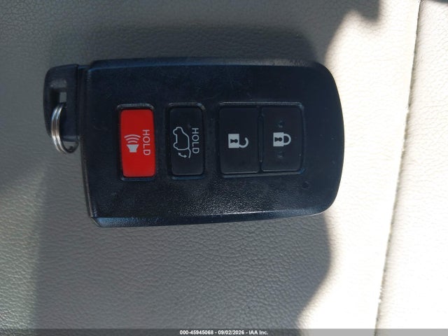 2016 Toyota Highlander Xle V6 მანქანა იყიდება აუქციონზე, vin: 5TDKKRFH2GS160151, აუქციონის ნომერი: 45945068