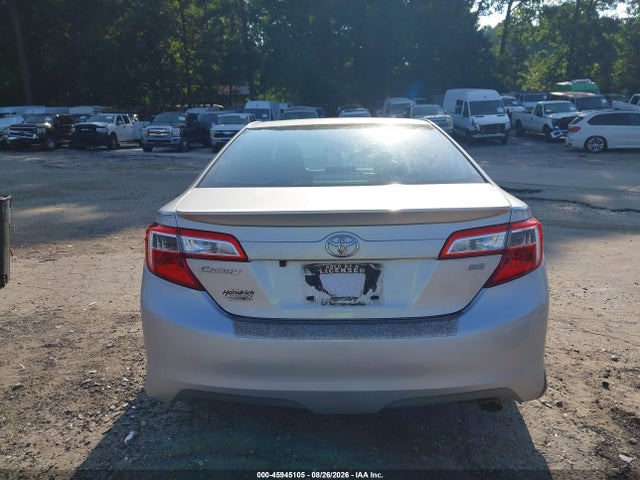 45945105 :رقم المزاد ، 4T1BF1FK1EU322938 vin ، 2014 Toyota Camry Se مزاد بيع