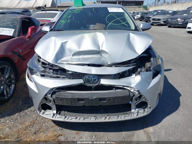 JTDEPMAE8NJ199951 Toyota COROLLA LE
