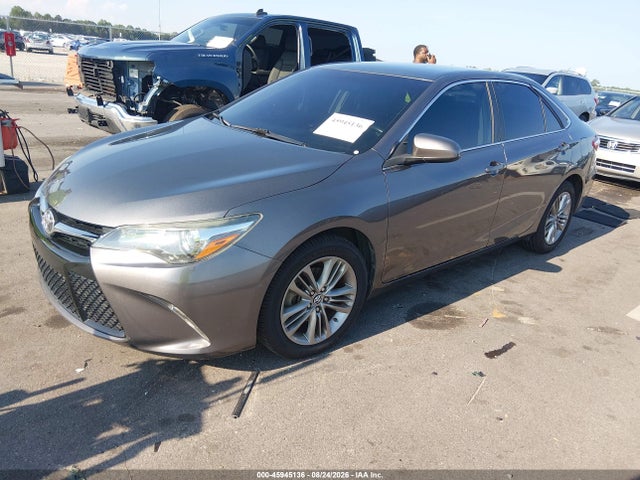 45945136 :رقم المزاد ، 4T1BF1FK0GU599096 vin ، 2016 Toyota Camry Se مزاد بيع