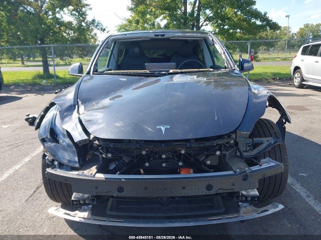 Продажа на аукционе авто 2025 Tesla Model Y Long Range Dual Motor Rear-wheel Drive, vin: 7SAYGDED3SA369005, номер лота: 45945151