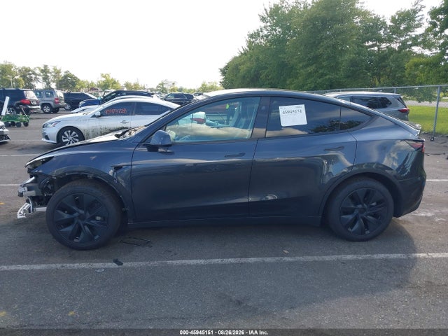 Продажа на аукционе авто 2025 Tesla Model Y Long Range Dual Motor Rear-wheel Drive, vin: 7SAYGDED3SA369005, номер лота: 45945151