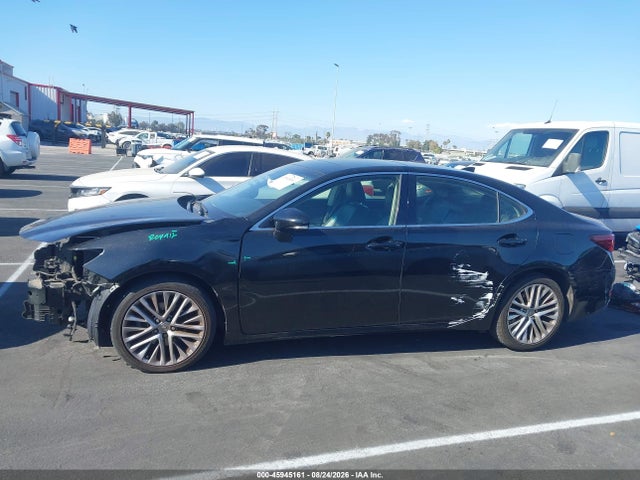 Lexus ES 350 2016 JTHBK1GG7G2229154 Image 15